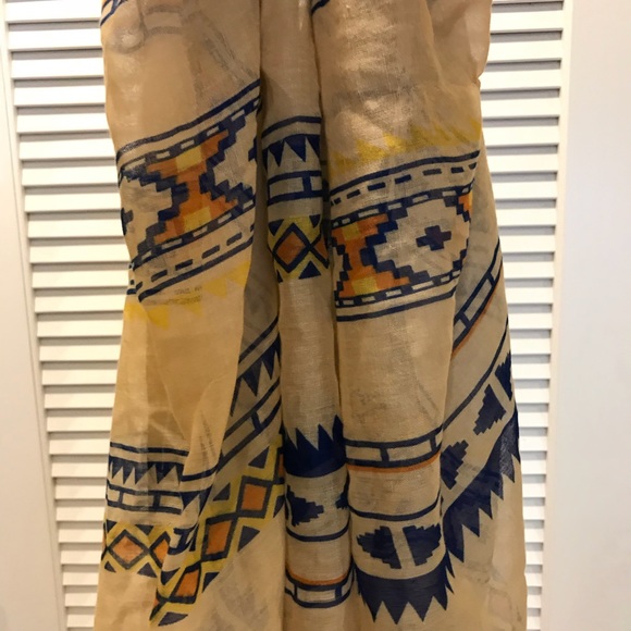 Aztec Print Infinity Scarf - Picture 3 of 4